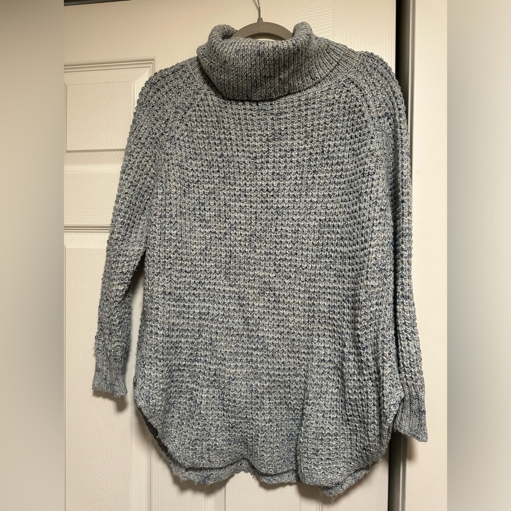 Free people cozy sweater!